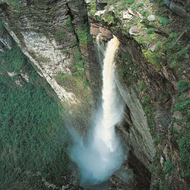 Wasserfall Cachoeira fumaca Chapada Diamantina Brasilien